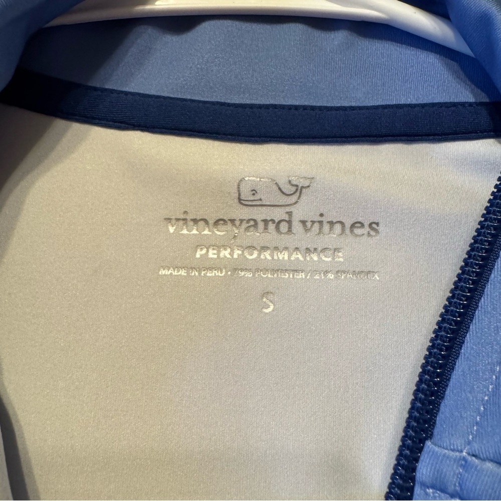Vineyard Vines Blue‎ Ombré Pullover (A2-14) - Picture 4 of 5